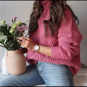 Pink Reid’s sweater